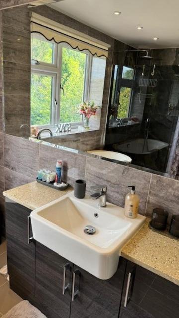 Stunning Double Bedroom Greenwich London With Private Bathroom Exterior foto